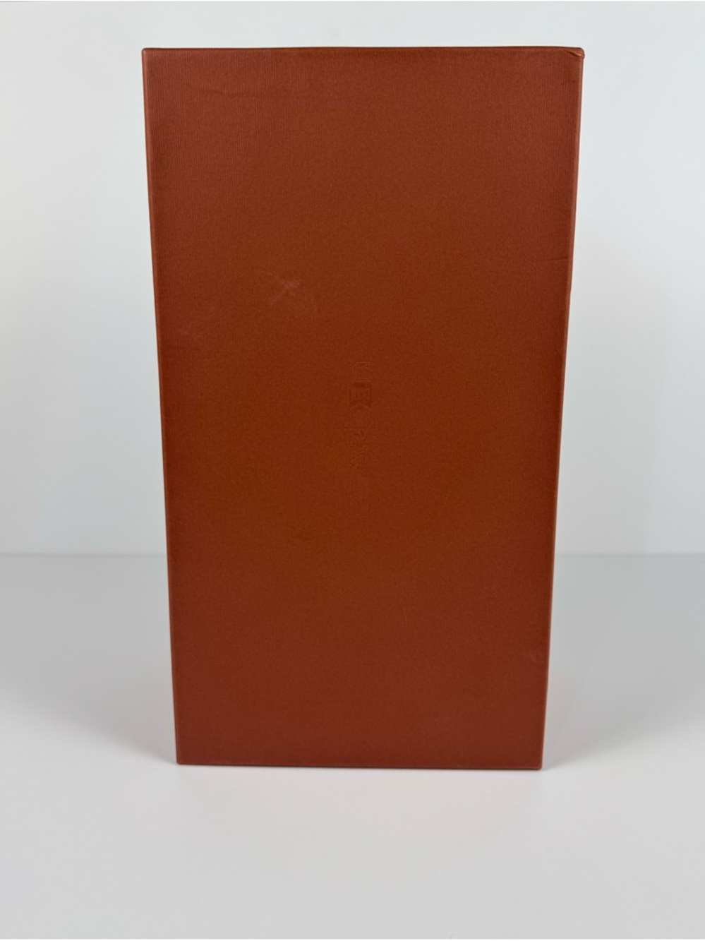 Loro Piana Luxury Shoe empty Box Brown with wrapping paper 13'x8'x5' - Picture 4 of 9